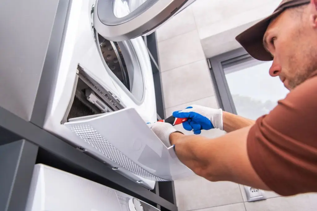 Dryer vent cleaning and lower energy bills for Houston homes 1 Dryer vent cleaning and lower energy bills for Houston homes1